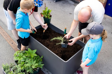 Beaver Scouts boost biodiversity at Stalybridge station-6