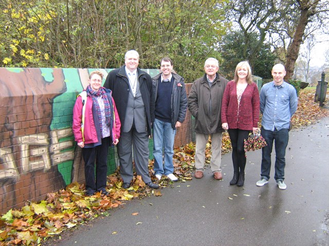Breedon Road bridge: l-r

Emma Woolf (Friends of Cotteridge Park), Cllr Rob Sealey, Cllr Tim Huxtable, Cllr Phil Walkling, Karen Chiles (Network Rail), Daniel Lickiss (Artist)