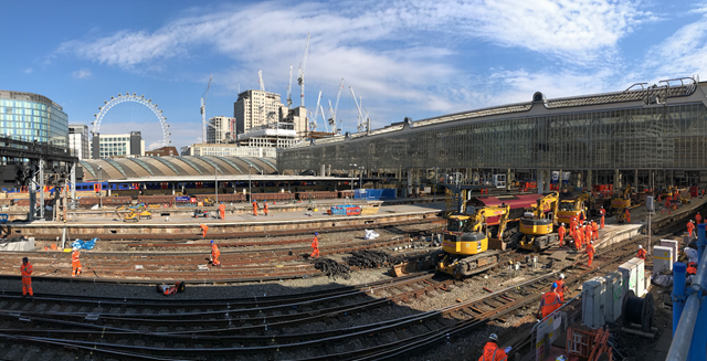 TIMELAPSE: The sun rises on the largest upgrade at Waterloo for decades: Waterloo, August 2017 - 5 August (1)