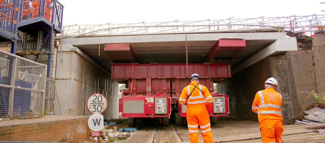 The new bridge deck being positioned on Station Road in Hucknall (28 August)