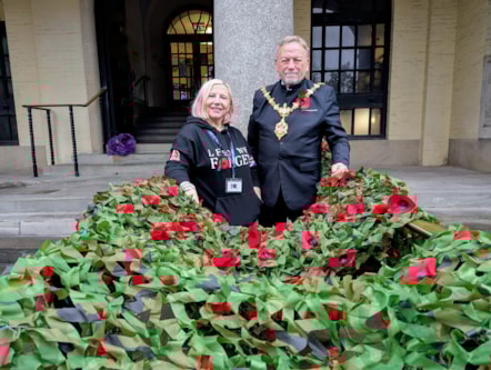 Rose Cook Monk from Dudley Remembers joins the Mayor of Dudley outisde Dudley Council House