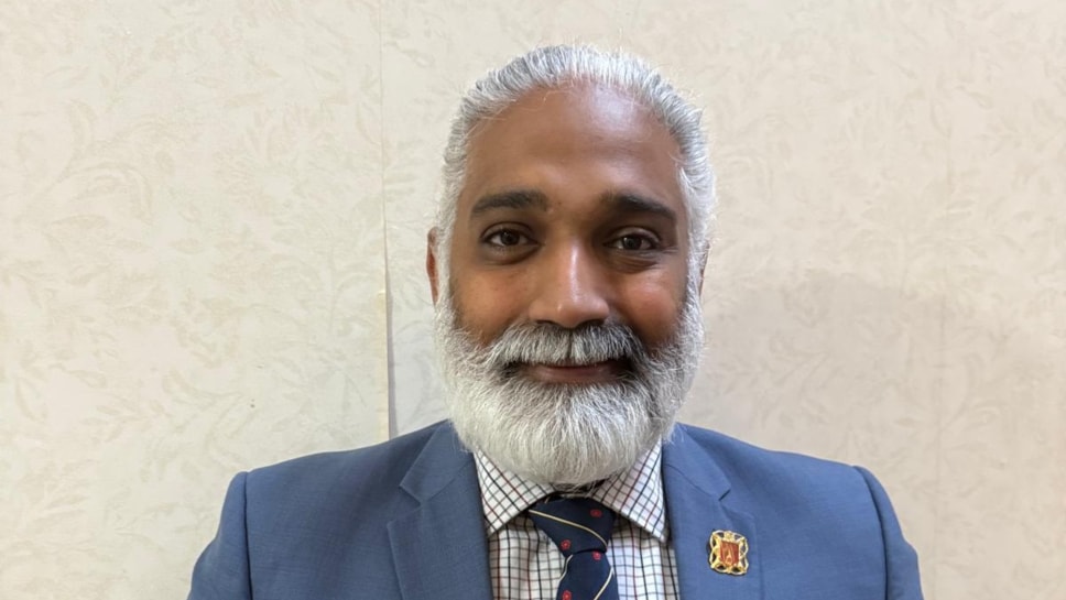 Dr Sakthi Karunanithi-8