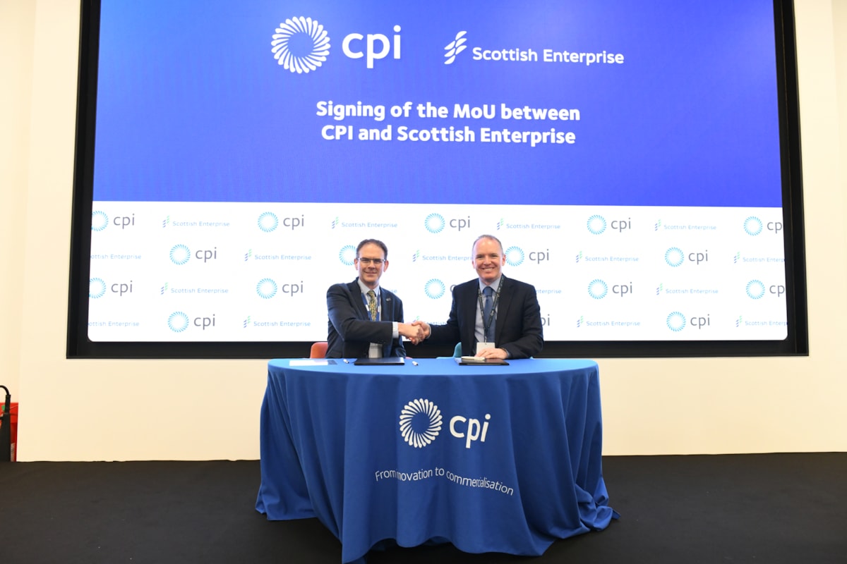 Frank Millar, CEO at CPI with Adrian Gillespie CEO of SE