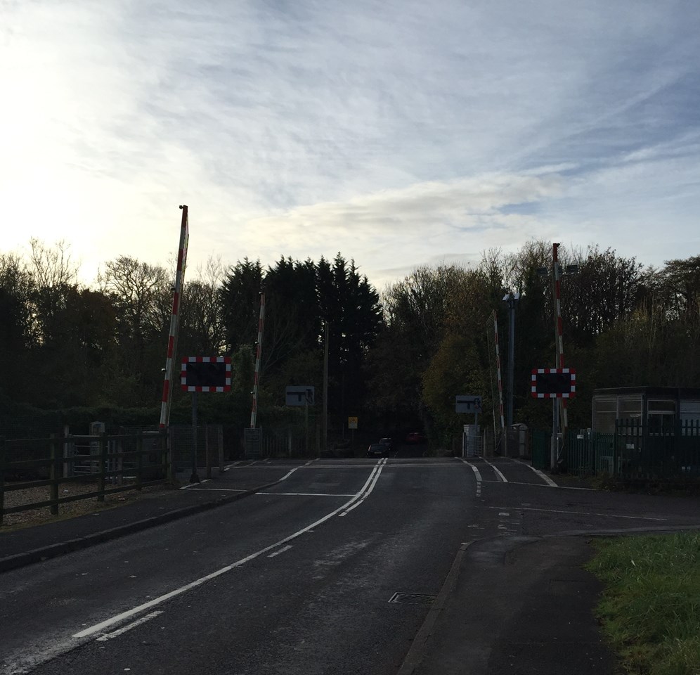 Cardiff residents to learn more about temporary level crossing closures over the festive period as railway upgrade continues: StFaganslevelcrossing