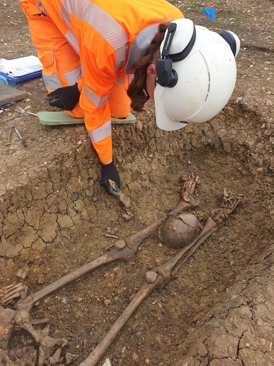 Roman skeleton with head placed between legs uncovered during archaeological excavations at Fleet Marston: Roman skeleton with head placed between legs uncovered during archaeological excavations at Fleet Marston, near Aylesbury, Buckinghamshire. Excavations took place during 2021.

Tags: Archaeology, Heritage, Roman Burials, History,. Buckinghamshire