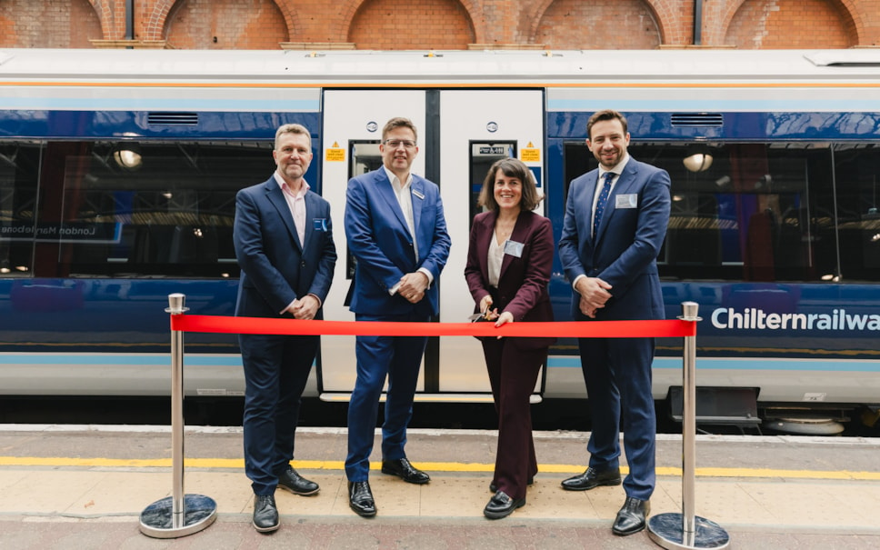 From L to R: Arriva UK Trains Managing Director David Brown, Chiltern Railways Managing Director Richard Allan, Rachel Blake MP (Cities of London and Westminster), and Porterbrook Chief Operating Officer Ben Ackroyd at the ribbon cutting