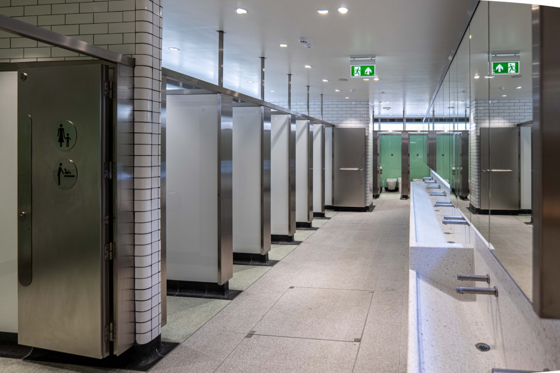 London Bridge toilets 1