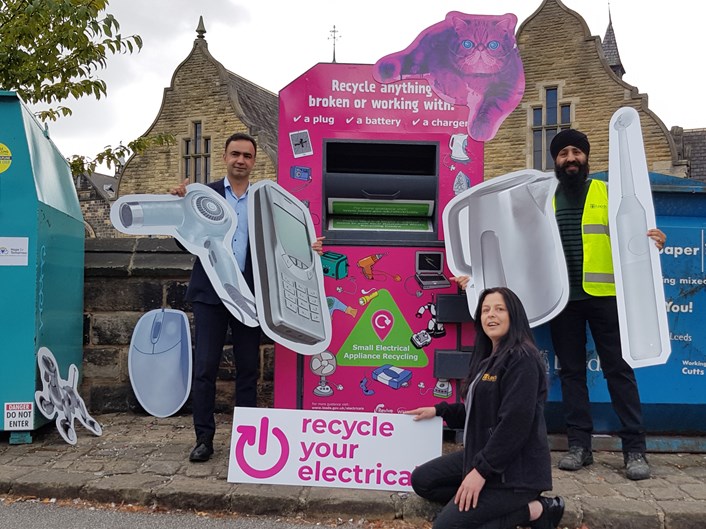Image 2 (L-R) Cllr Rafique with Waste and Recycling Advisors Michaela and Gush