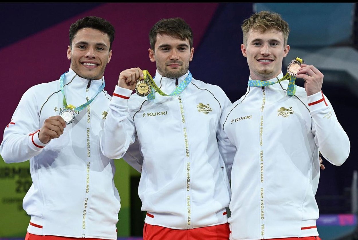 Dan Goodfellow (Centre) and Jack Lauger (Right) after winning Gold and Bronze at the Commonwealth Games 2022.