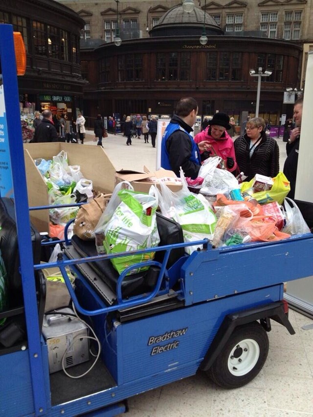 Glasgow Central food bank donation drive: Glasgow Central food bank 2014