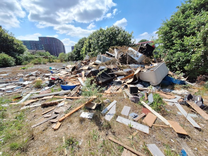 Ellerby Lane2: Household waste dumped at Ellerby Lane in East End Park