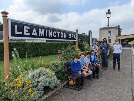 From left to right - year 5 pupils from Kingsway Community Primary School, Victoria Pond – Chiltern Railways security manager, Julia Singleton-Tasker – Heart of England Community Rail Partnership officer, Alex Atkinson – Teacher at Kingsway Community Primary School