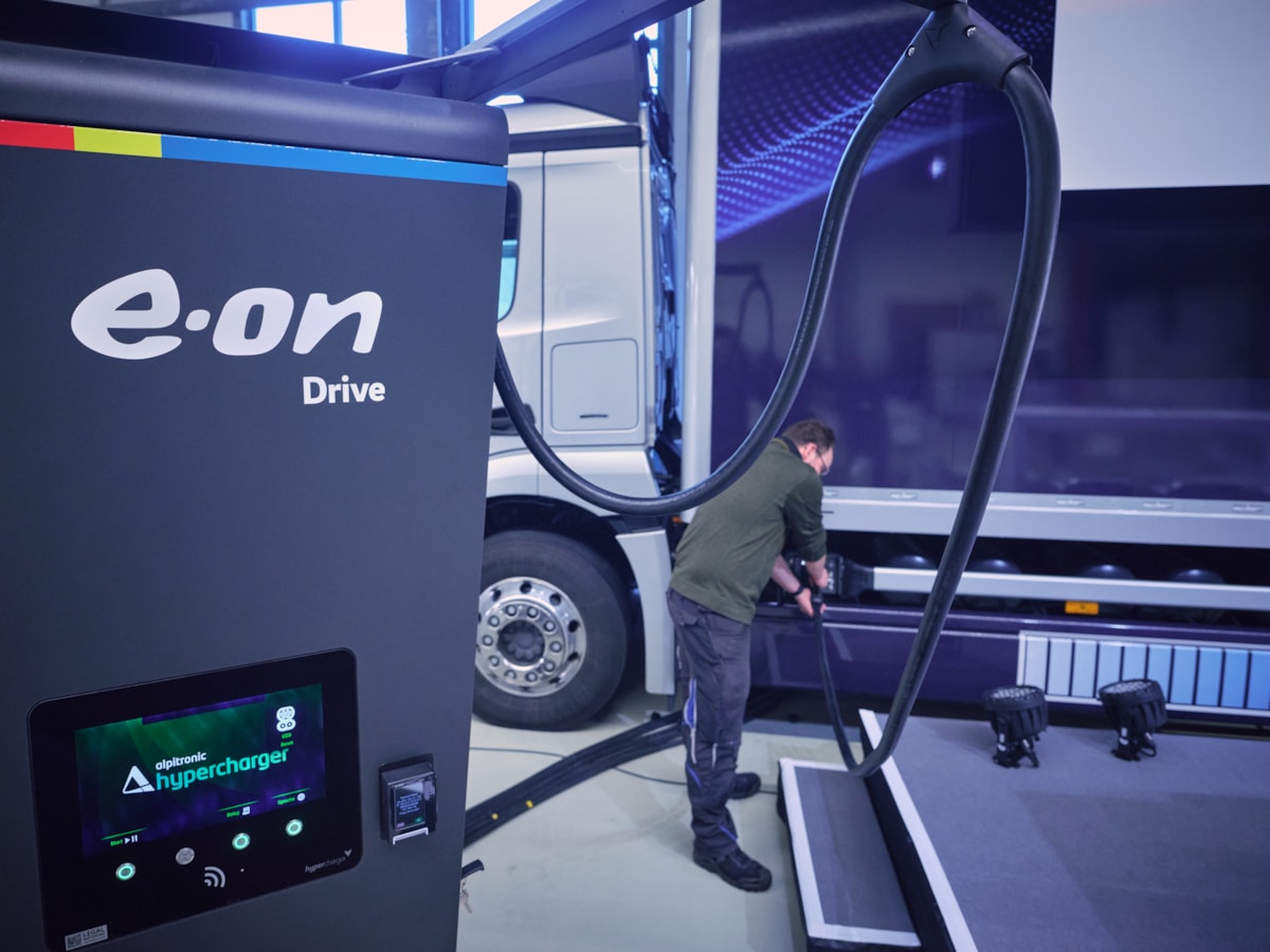 testing lab electric lorry