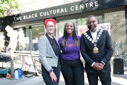 Cllr Sheila Chapman (left) stood with Jasmine Cannon-Ikurusi, CEO of Sapphire (middle) alongside Mayor of Islington Cllr Jason Jackson (right) outside the Black Cultural Centre