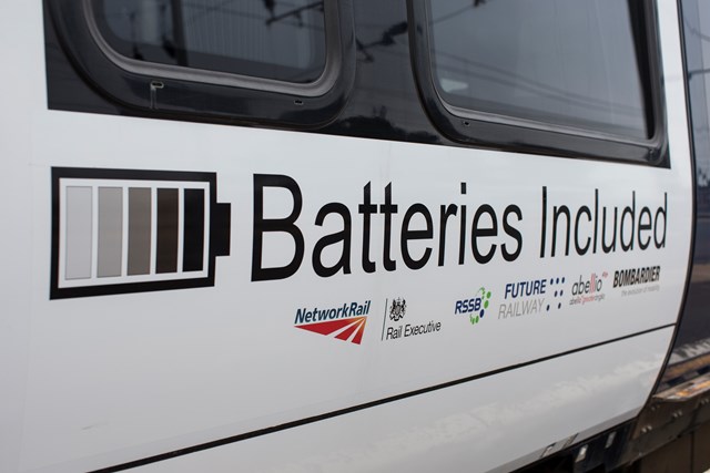 Logos on battery-powered train (IPEMU)