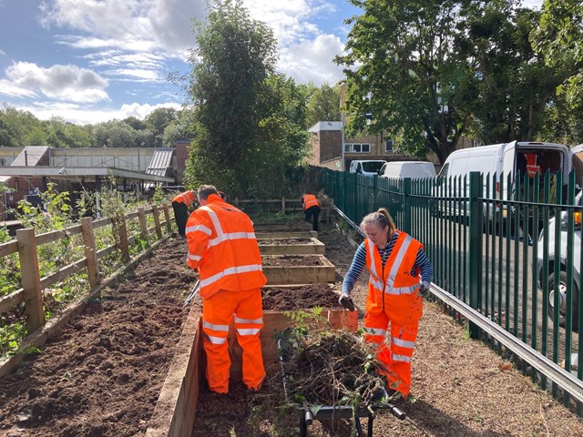 Volunteers at Hadley Wood