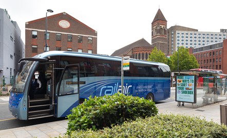 RailAir 3 coach service in Watford