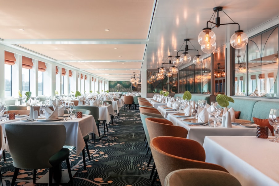 SHP Panorama Restaurant SotD INT 20440