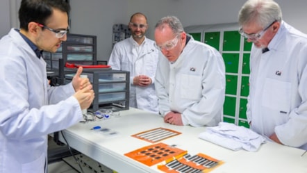 (L-R): Gabriel Casano (Integrator, iGii), Jean-Christophe Granier (CEO, iGii), Adrian Gillespie (SE), Gordon Culfeather (SE)