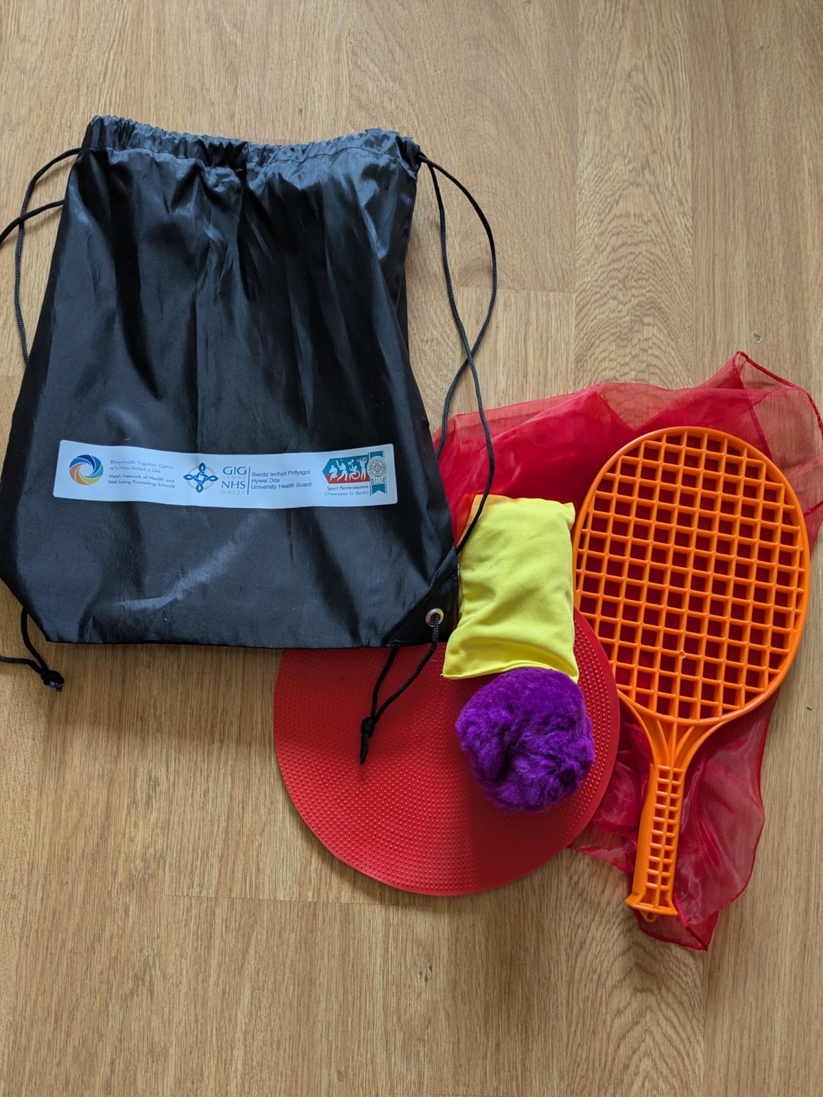 Activity bags 2 - bagiau gweithgaredd