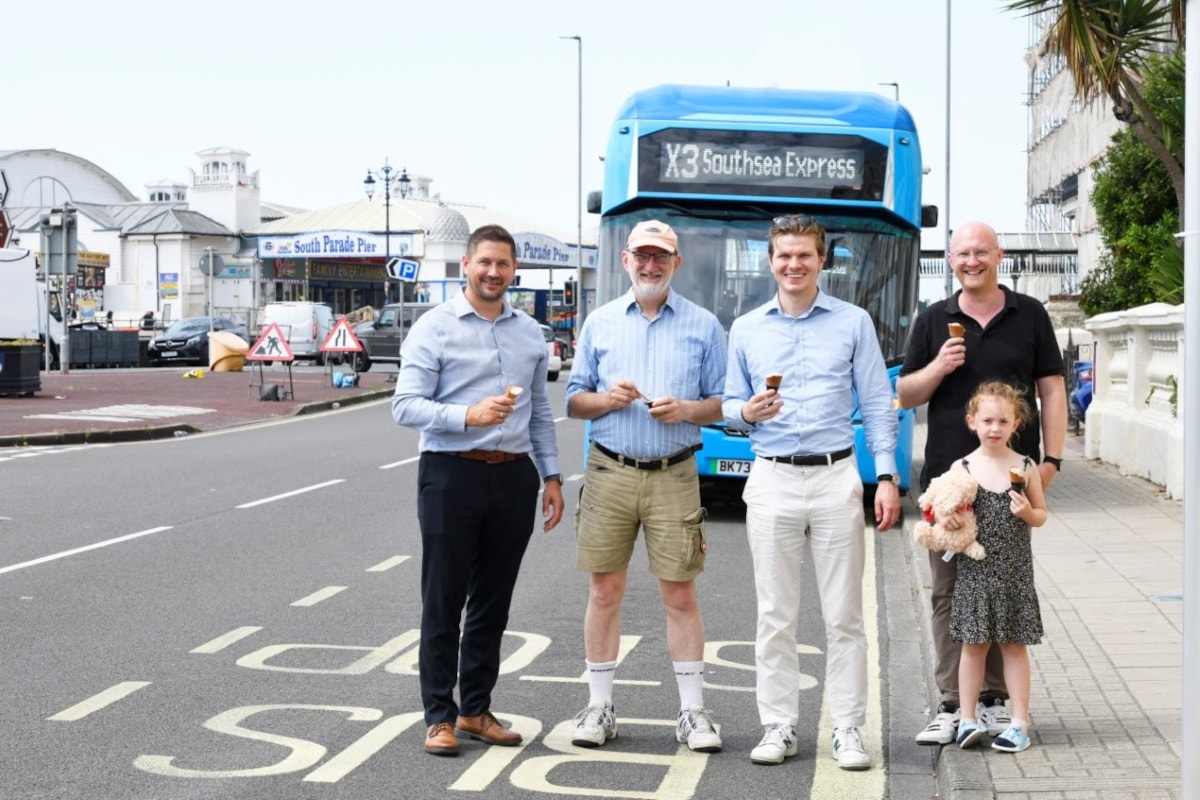 First Bus X3 Express 4