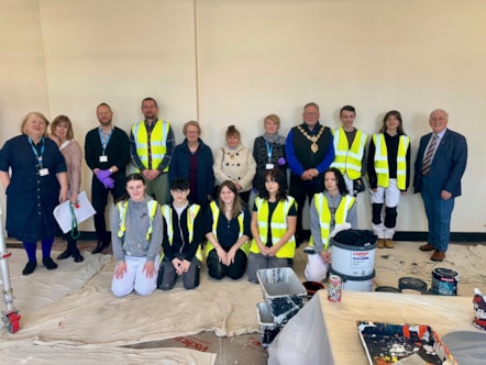 Mayoral visit group shot