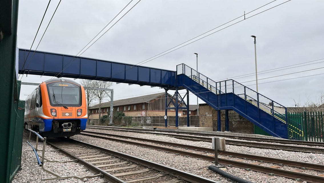 Kennedy Road new footbridge opens: Kennedy Road footbridge