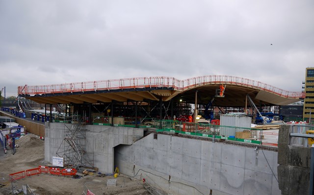 Abbey Wood station roof takes shape 250805