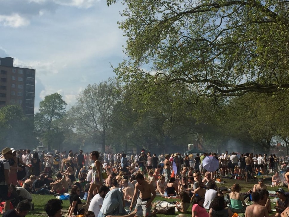 Busy London Fields