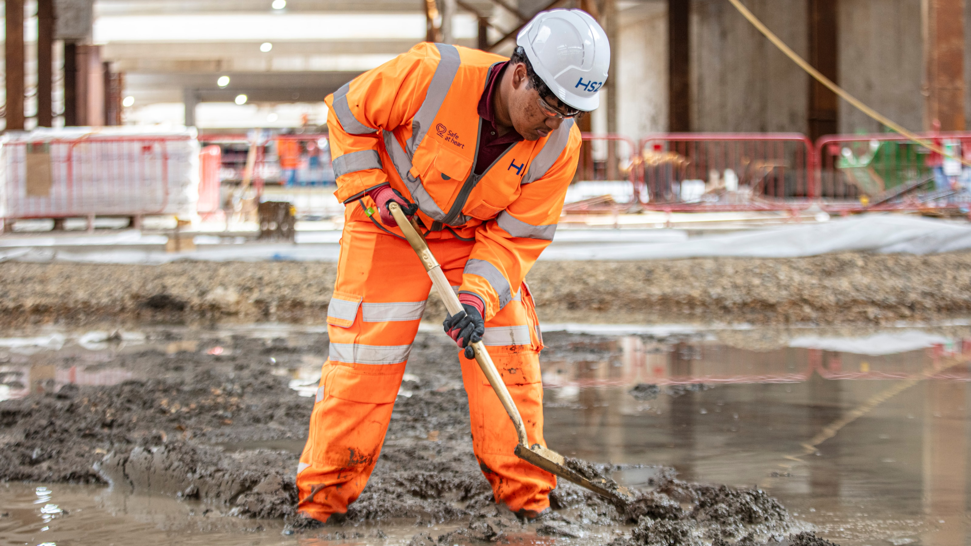 HS2's Old Oak Common station box excavation complete!