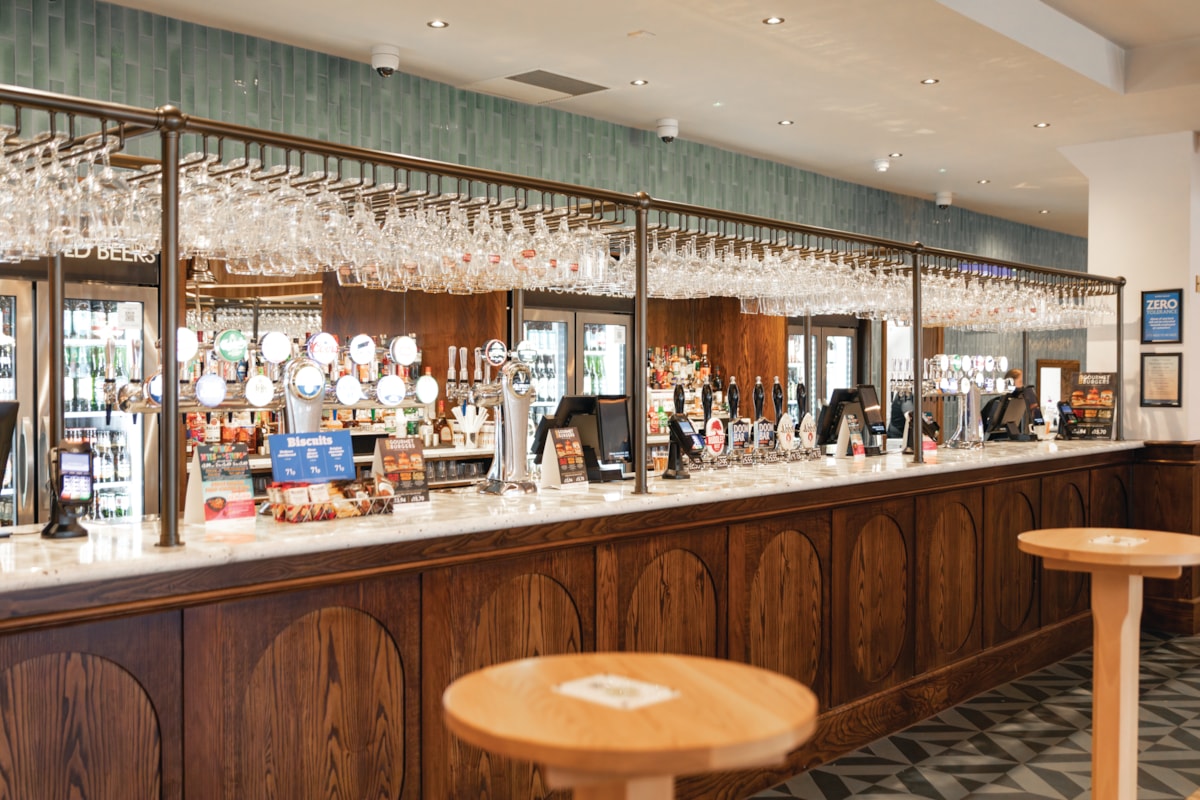 The Humber Stone bar