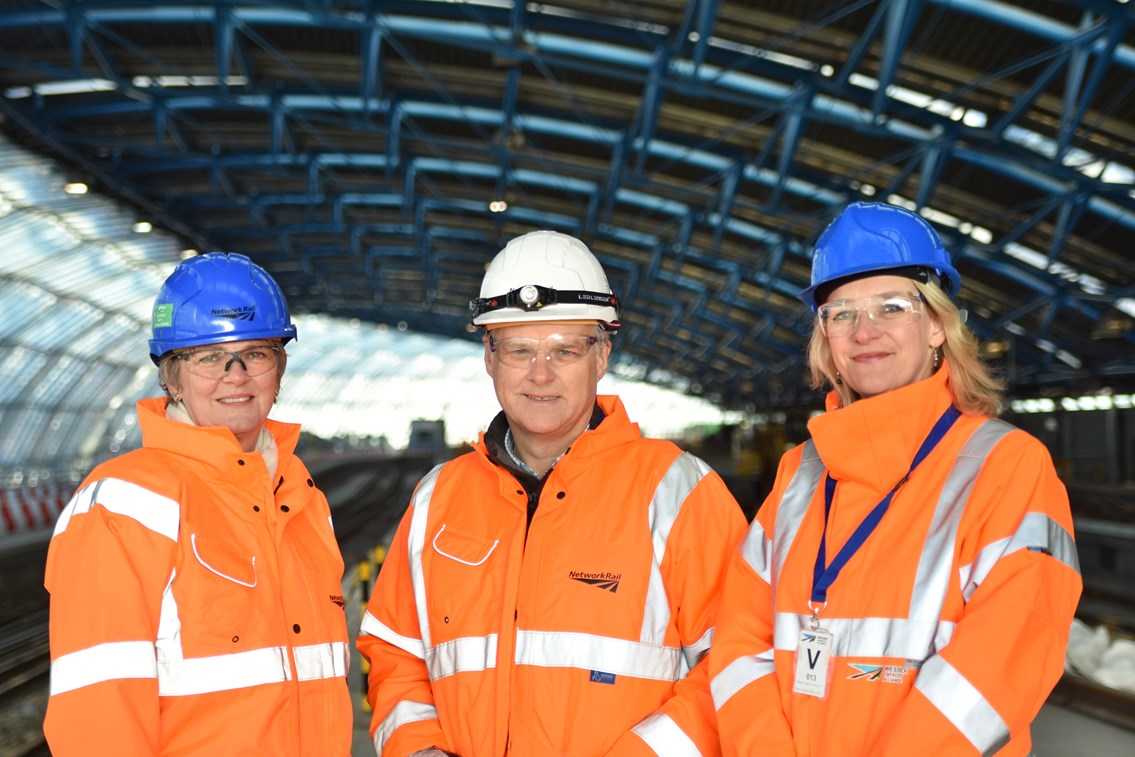 (l-r) Janice Crawford, Regional Director of Infrastructure Projects at Network Rail; Mark Carne, Chief Executive of Network Rail; and Becky Lumlock, Route Managing Director at Network Rail, joined engineers on site at Waterloo over Christmas