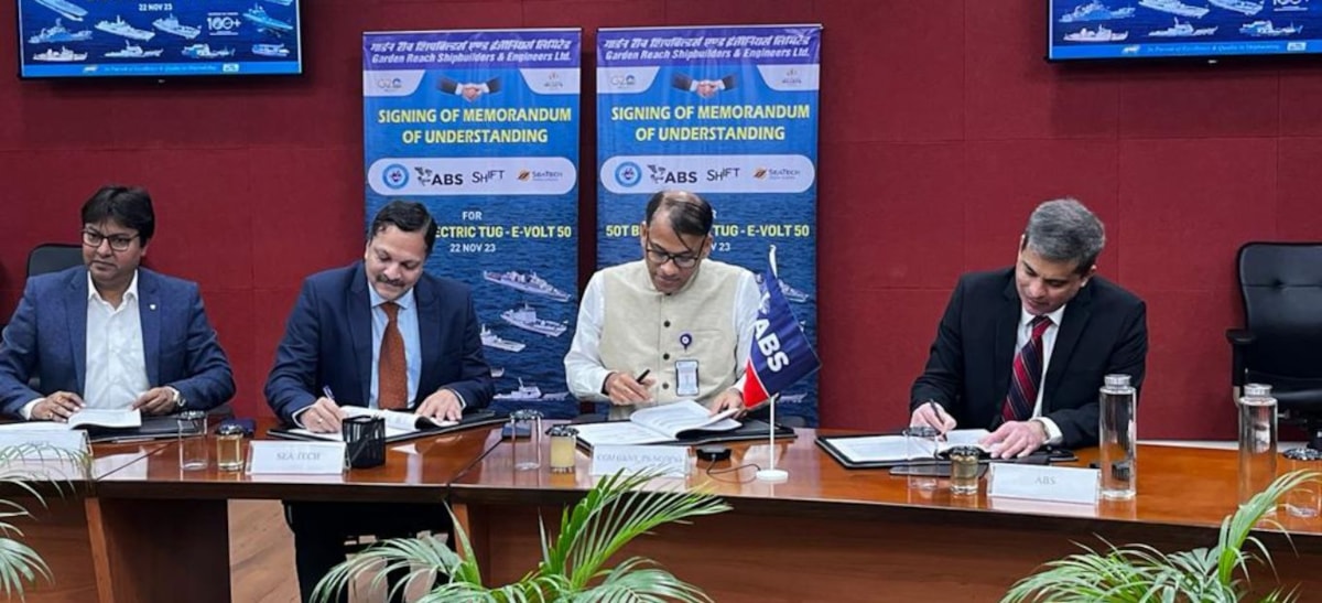 1360x620 IMAGE MOU Signing Green Tugs