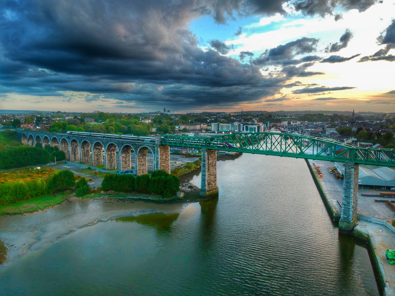 Copyright Irish Rail Enterprise on Boyne Viaduct Jason Martin CTC