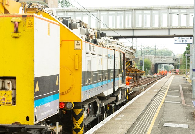 £11.2m railway upgrade at Dunblane nears completion as bridge works begin: Dunblane - Crossover Installation 3