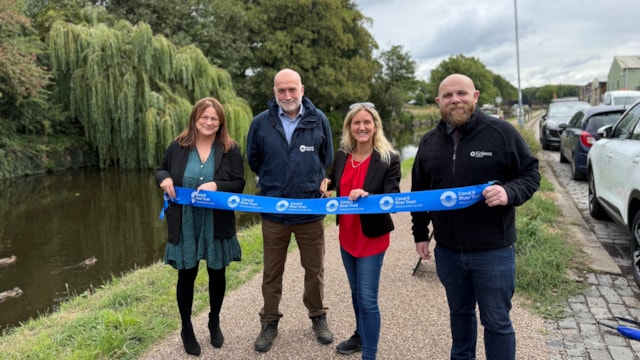Improved towpath and Memorial Park footpath opens in Mirfield, creating greener route to local station: Mirfield F&LM Launch