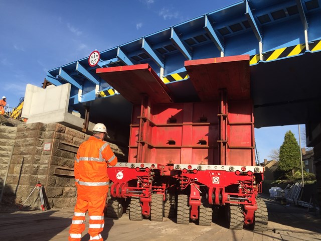 Easter engineers deliver new Carmuirs rail bridge: carmuirs 1 - new deck being transported into place