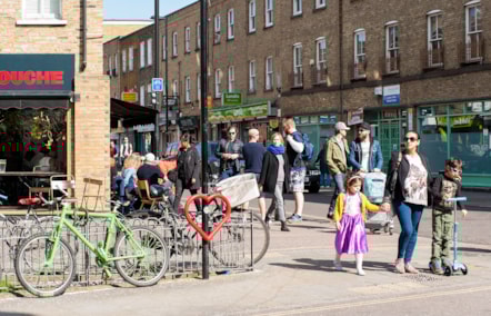 Hackney_Central_16