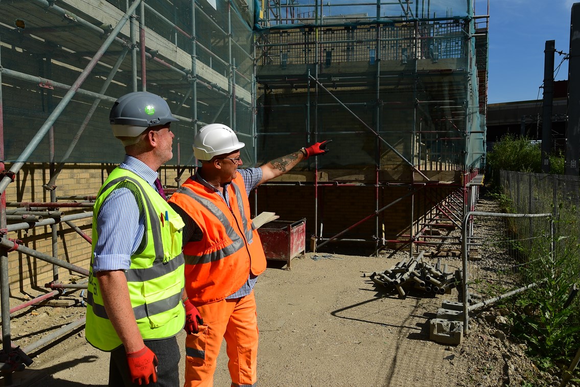 Network Rail and Higgins engineers on worksite: Open for Business, OfB, Engineer, Asset Protection and Optimisation, ASPRO, partnership, partner, client, third party, outside party, railway, building, construction, generic, worker, worksite, work, team briefing