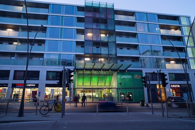 Epsom station-3