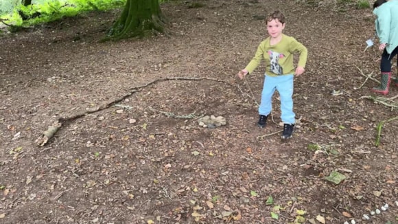 Wild Wellbeing 4 (making a mandala)