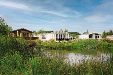 Caravan lake view at Seton Sands