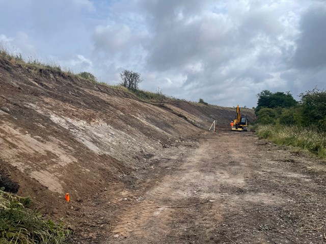 Embankment reprofiling at Tullybreck cutting: Some embankment sections need to be reprofiled to enable double tracking of the Levenmouth Rail link