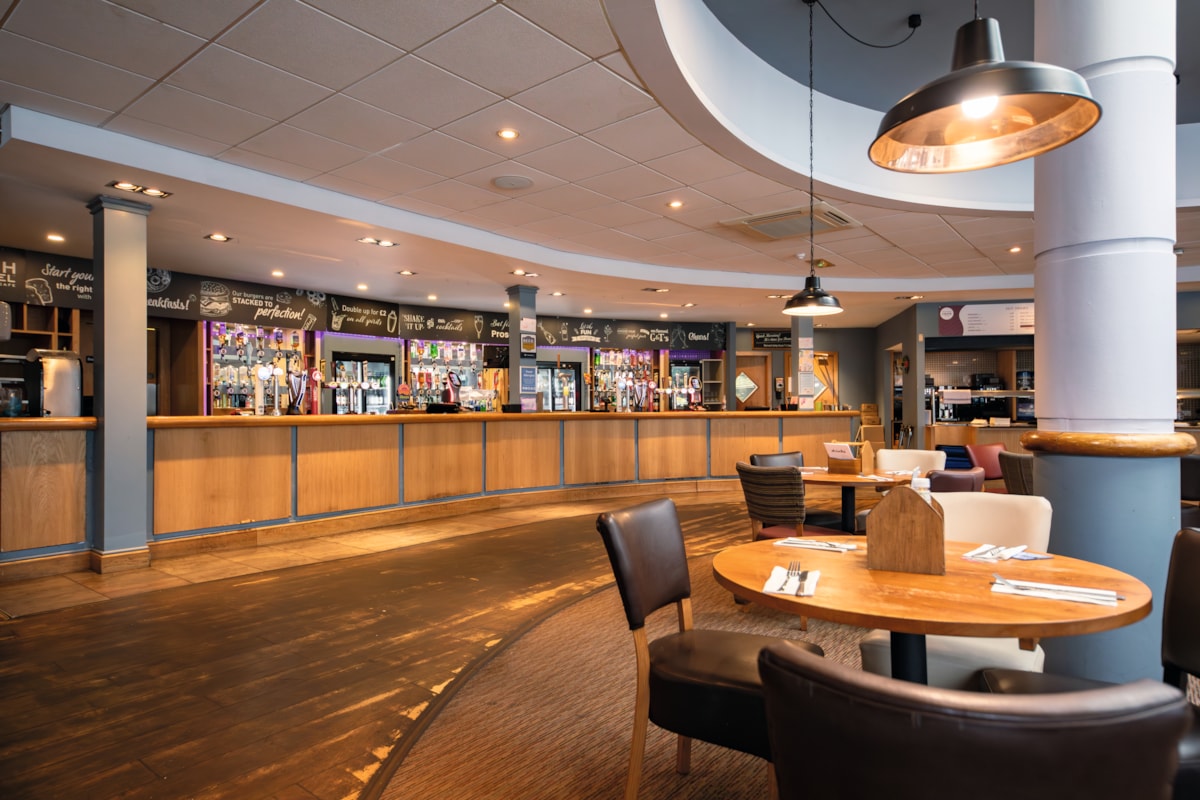 Mash & Barrel at Rockley Park