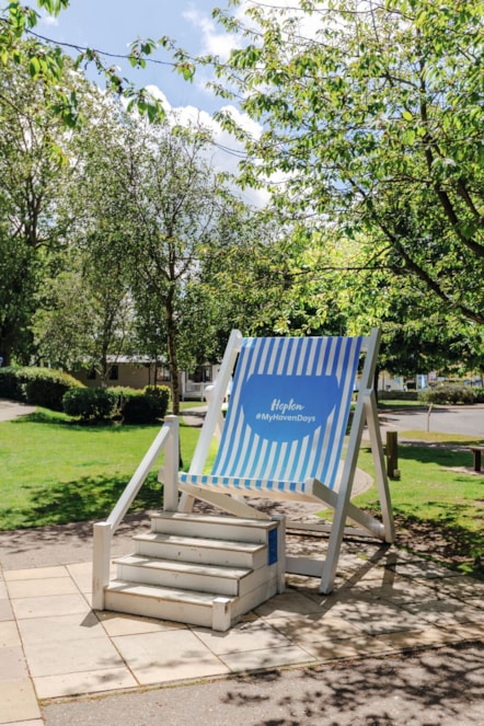 Low res-ho deckchair 01 2024
