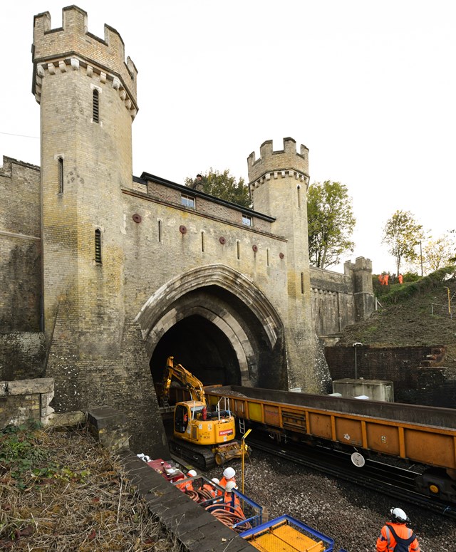 Brighton Mainline Upgrade Clayton Tunnel Oct 18 (11)