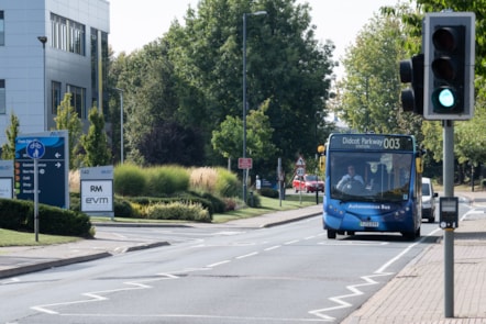 Switch autonomous bus at Milton Park1
