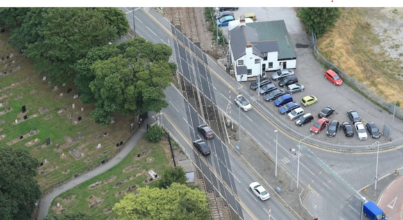 Walton Street level crossing