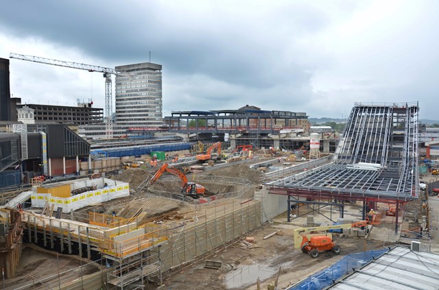 Reading station footbridge slides into place: Reading station's new footbridge as it ended up on Sunday morning, having slid almost 30 metres