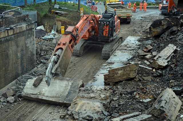 Easter works - Orphanage road bridge - Watford 5